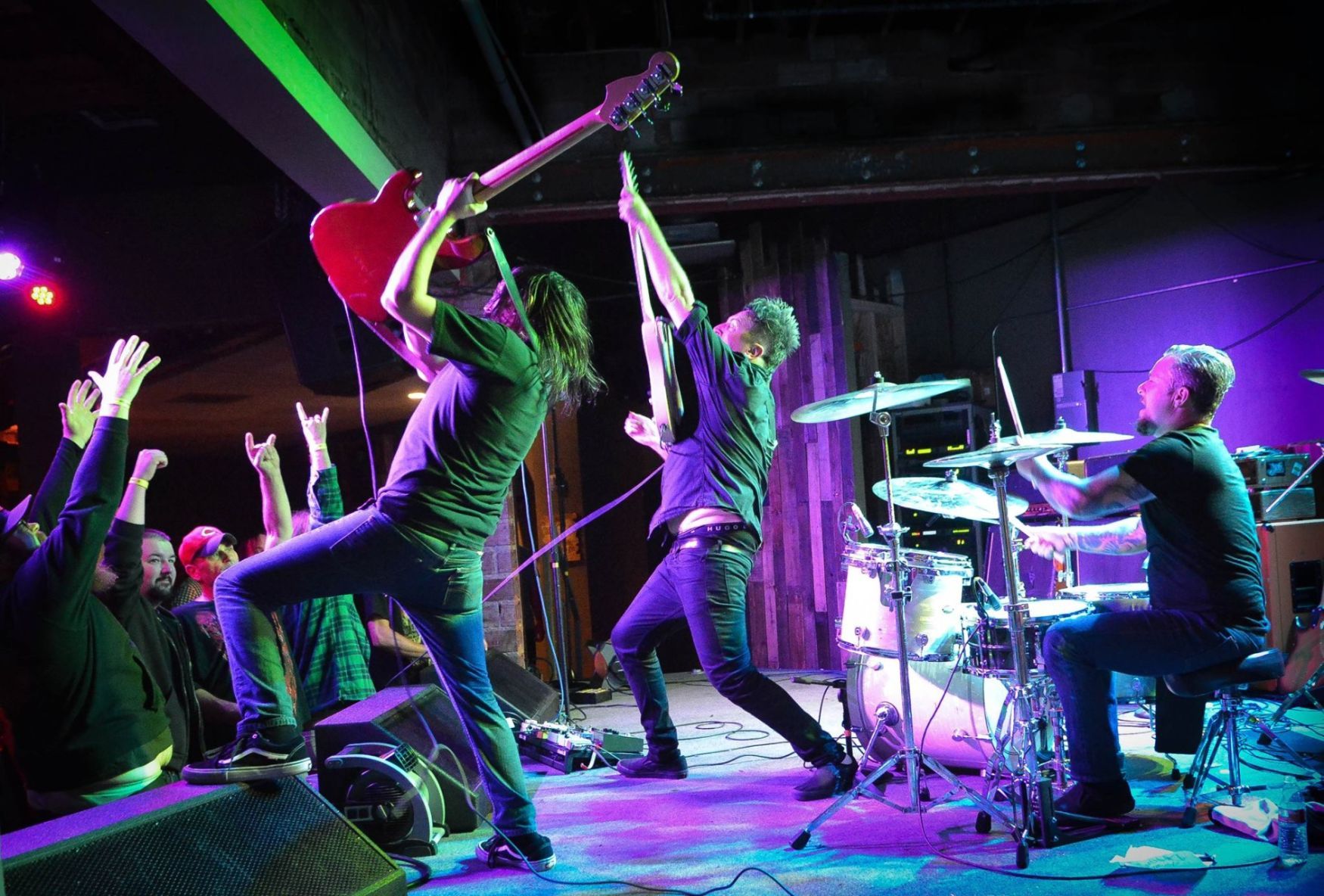 Whores band
